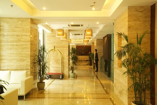 Rayfont Shanghai Nanpu Hotel 
